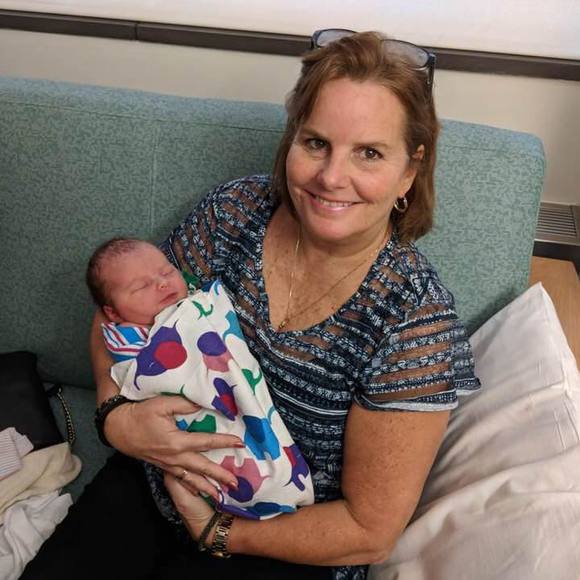 Meet your Posher, Christa - Picture 1 of 1